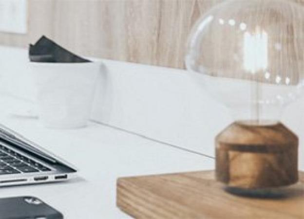 Beleuchtung im Arbeitszimmer - Was ist die beste Beleuchtung im Home Office?