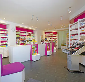 Apotheke wird durch LEDs beleuchtet