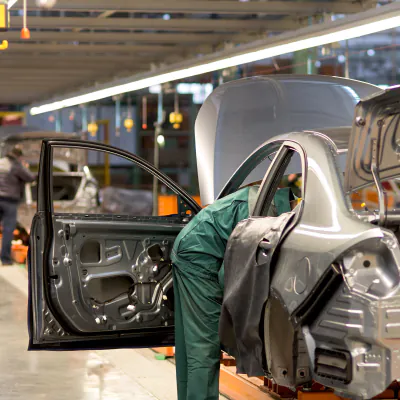 Lichtbandsysteme in der Autoindustrie